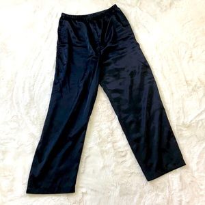 Black lounge pants
